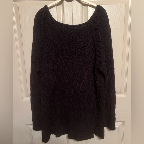 Black Sweater with Cable Knit Design - Picture 2 of 9